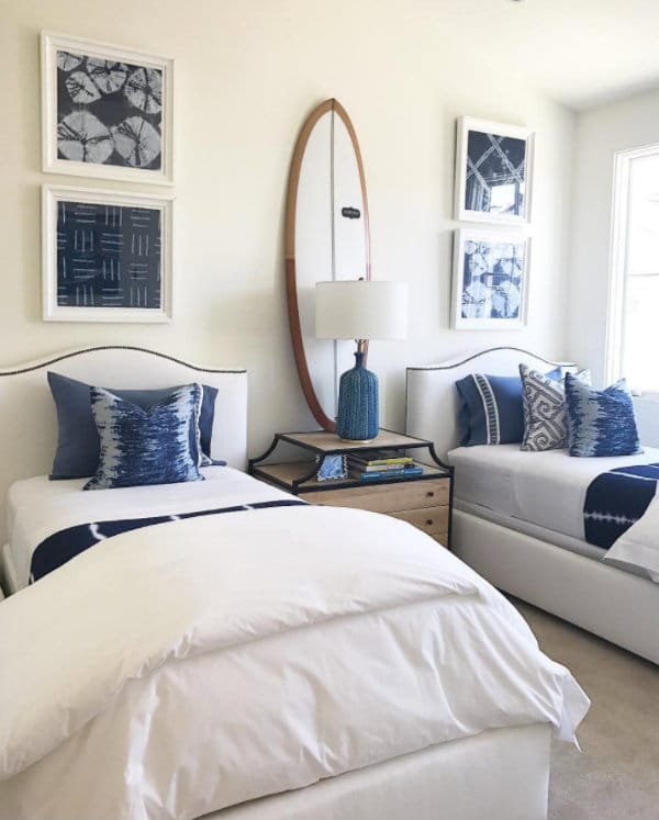 łóżko pojedyncze białe